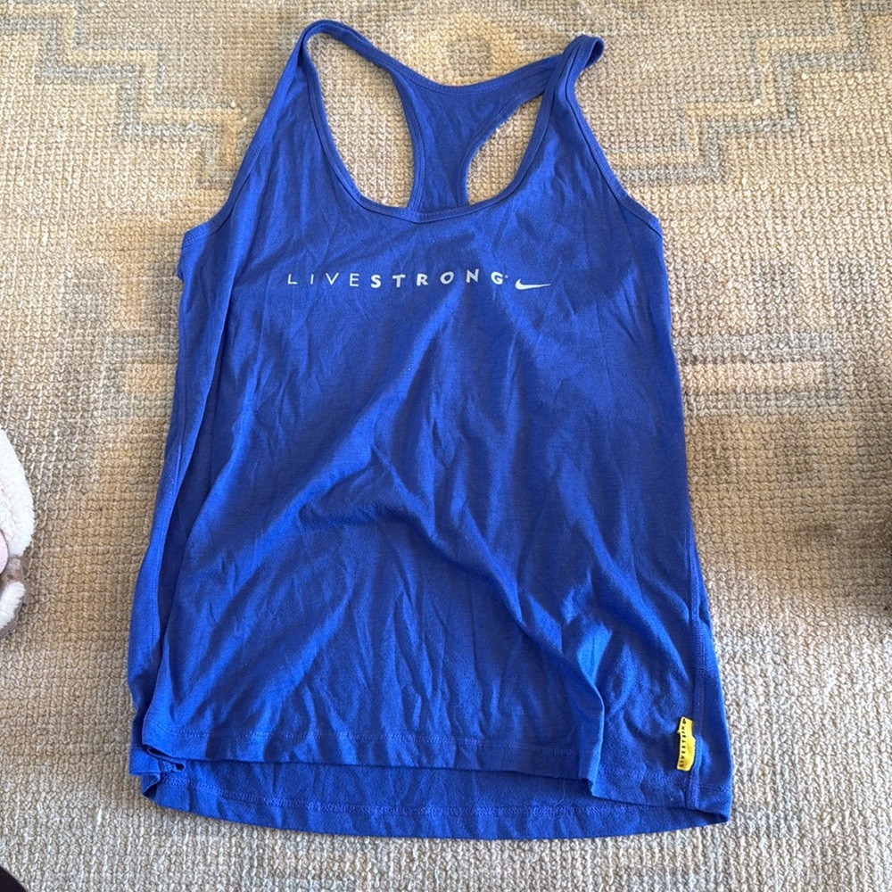 Nike livestrong tank